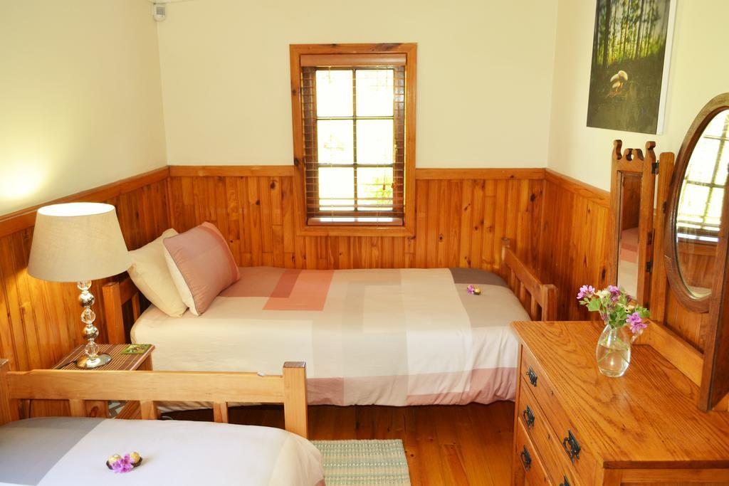 ฟอเรสต์ เอดจ์ เนเจอร์ เลิฟเวอร์ รีทรีต Hotel Rheenendal ภายนอก รูปภาพ